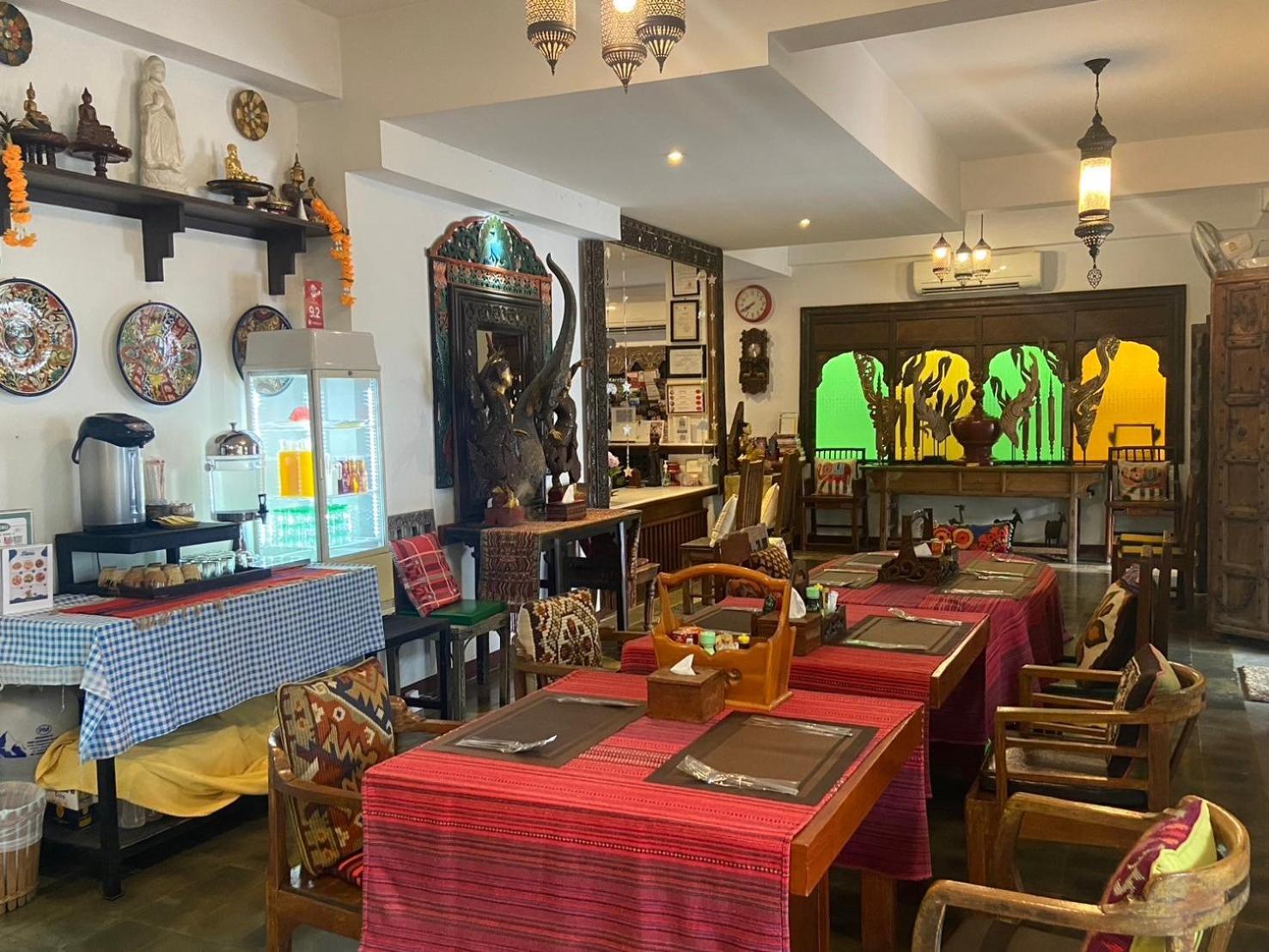 Baan Huenphen Boutique Hotel Чиангмай Экстерьер фото